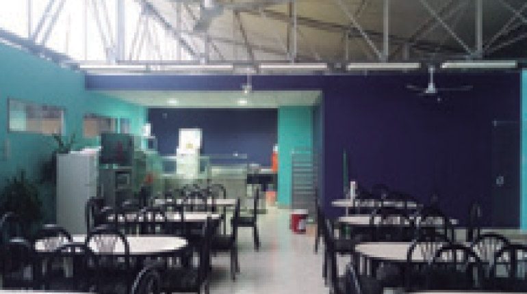 Implementación integral de oficinas administrativas y comedor – Almacenes y Cámaras Frio Aéreo Callao
