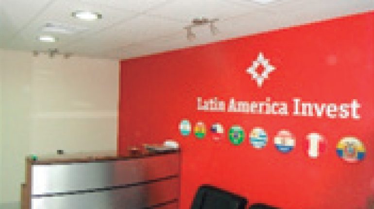 Implementación Integral de agencias, oficinas administrativas y boutiques