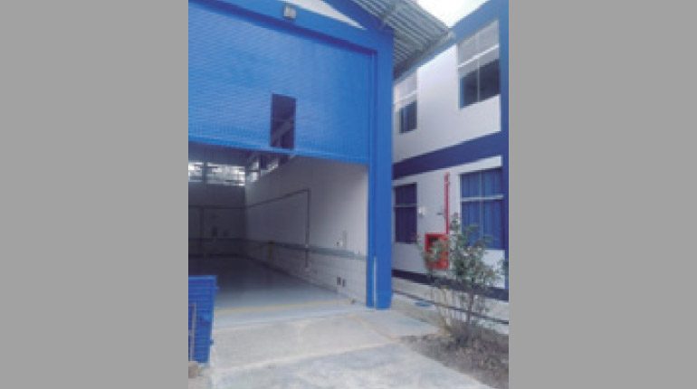 Trabajos de retiro de maquinarias, demolición de losa, compactación de losa con material afirmado y controlado, reposición de losa de concreto armado, pintado con pintura epoxica y señalización en talleres – CFP Senati – Cajamarca