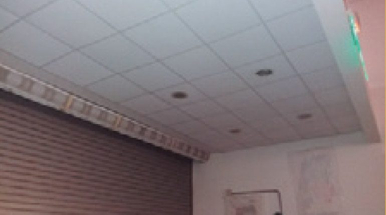 Cambio integral de Falso Cielo Raso en área de panadería, preparados e ingreso tienda Tottus 1 – Chiclayo